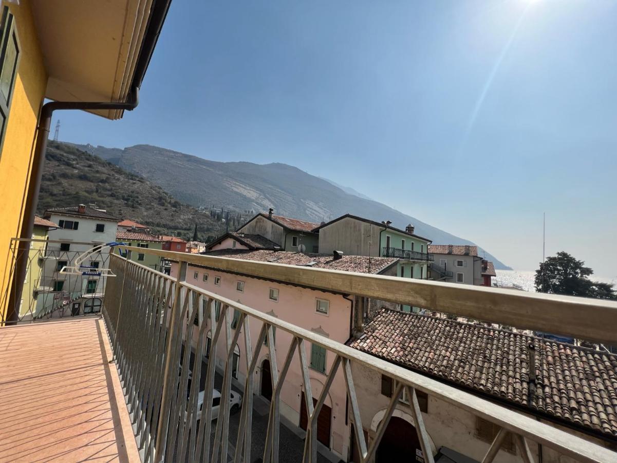 Appartamenti Baia Azzurra 3. Torbole Sul Garda Exterior foto
